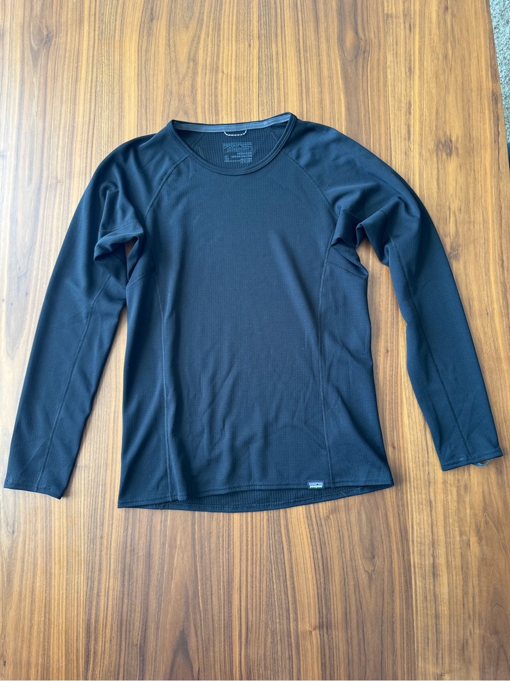 Patagonia Black Midweight Capilene Base Layer Top